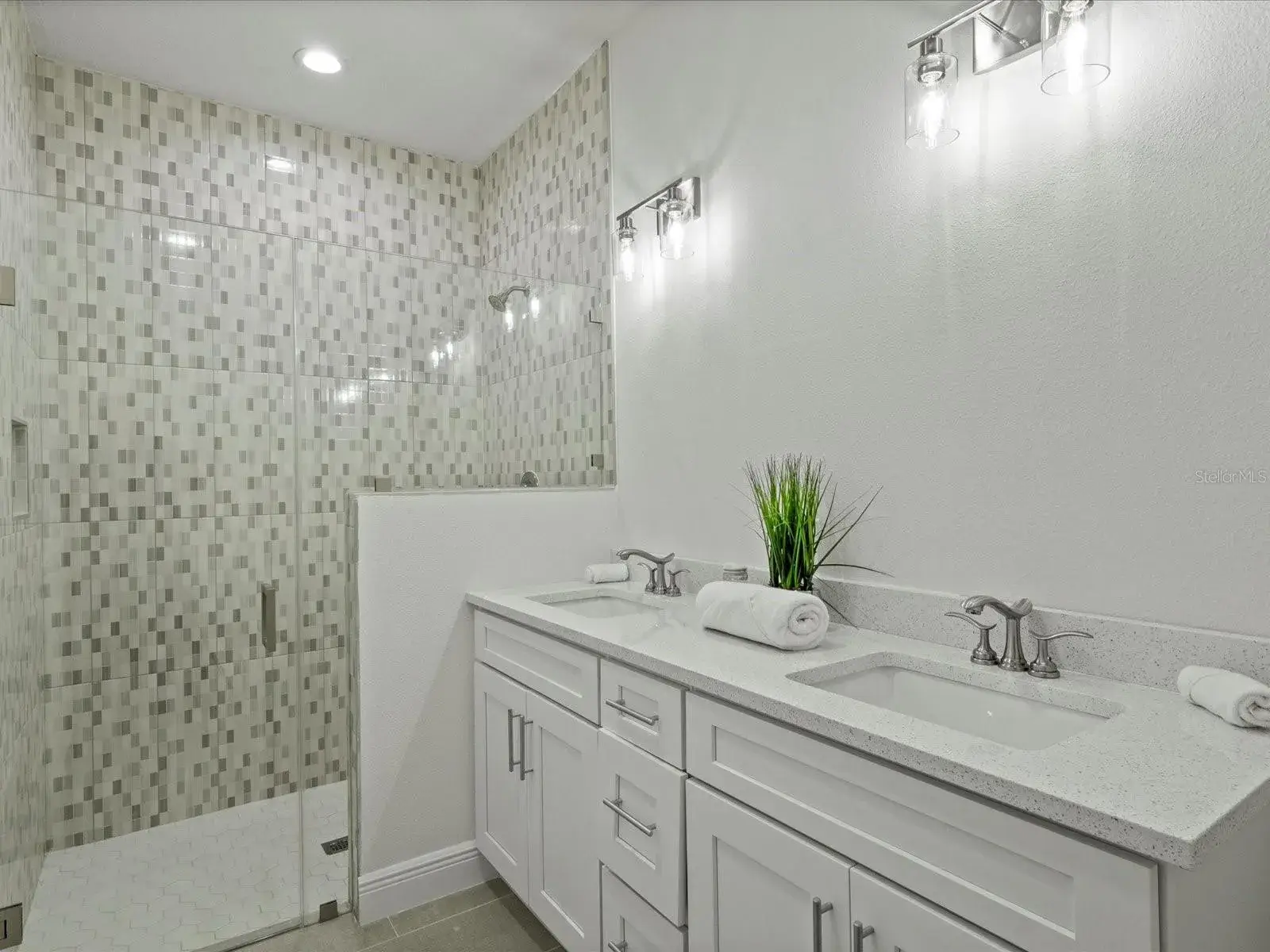 Paula Model House